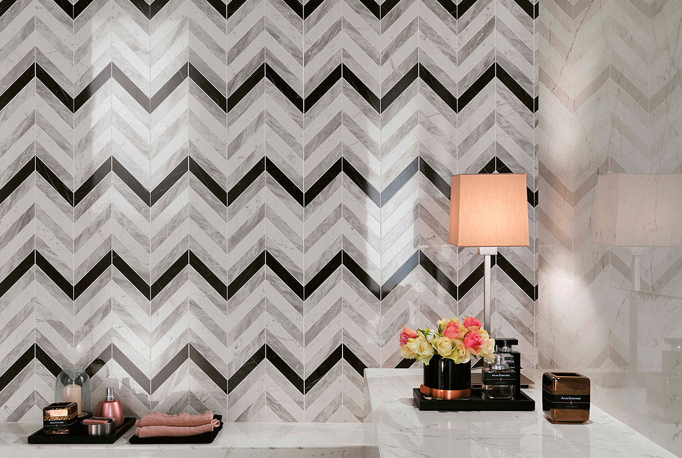 Керамогранит Marvel Carrara Pure Lappato 75x150, Мозаика Marvel Carrara Pure Chevron Lappato 22.5x22,9.